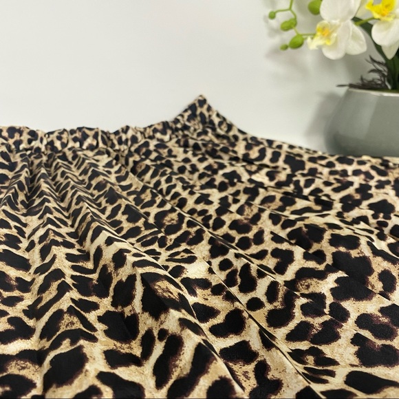 NWT Touch Dolls Wild Thing Leopard 2 piece skirt set polyester satin small - Picture 6 of 8